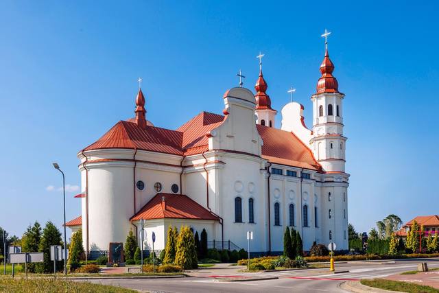 Kościół – Parafia Świętej Rodziny, Wyszków