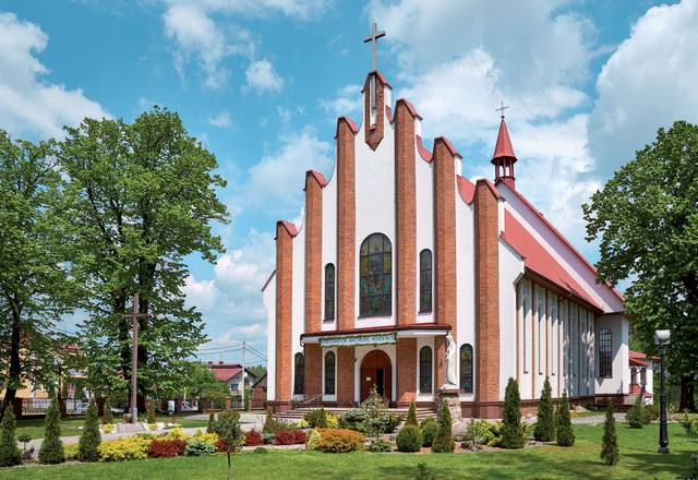 Kościół – Parafia Św. Stanisława Biskupa i Męczennika, Racławice