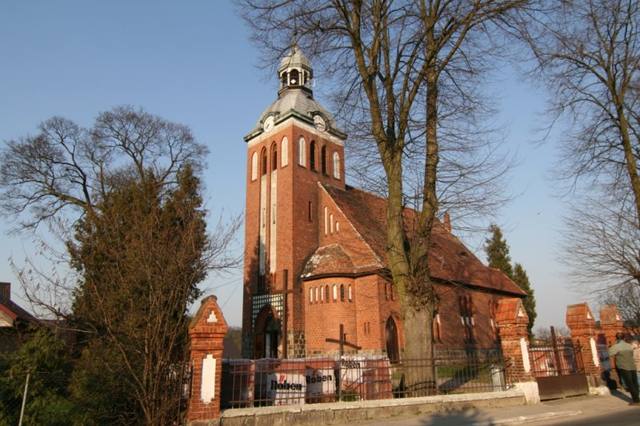 Kościół – Parafia św. Jana Chrzciciela, Krzęcin