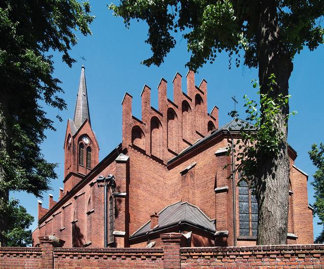 Kościół – Parafia Świętego Michała Archanioła, Zblewo