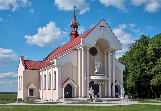 Kościół – Parafia Matki Bożej Nieustającej Pomocy, Nowy Nart