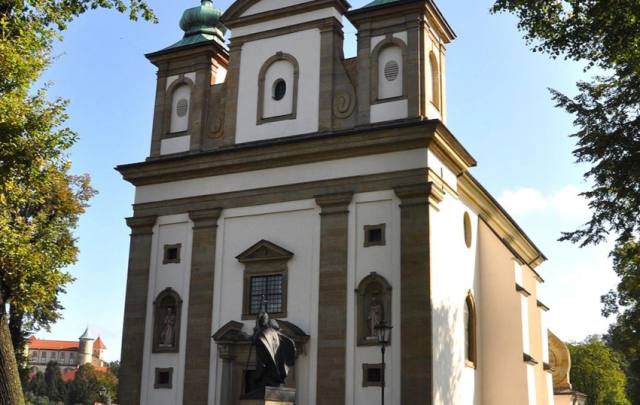 Kościół – Parafia Wniebowzięcia Najświętszej Maryi Panny, Nowy Wiśnicz
