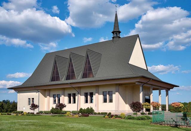 Kościół – Parafia Matki Bożej Różańcowej, Jata