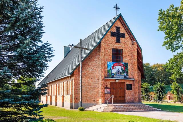 Kościół – Parafia Św. Józefa Oblubieńca, Dąbrowy
