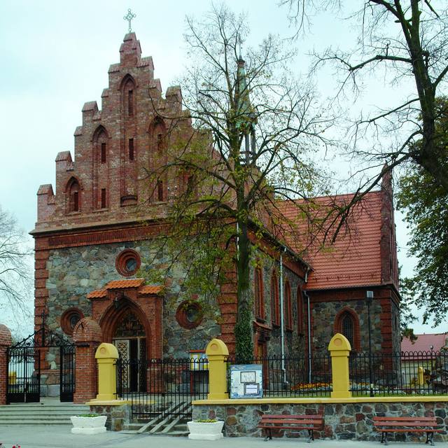 Kościół – Parafia Świętego Mikołaja Biskupa, Lubanie