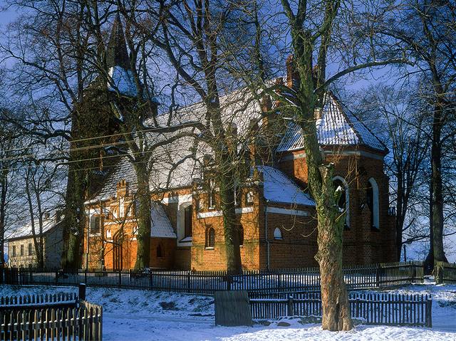 Kościół – Parafia Świętego Mateusza Apostoła i Ewangelisty, Rożynka