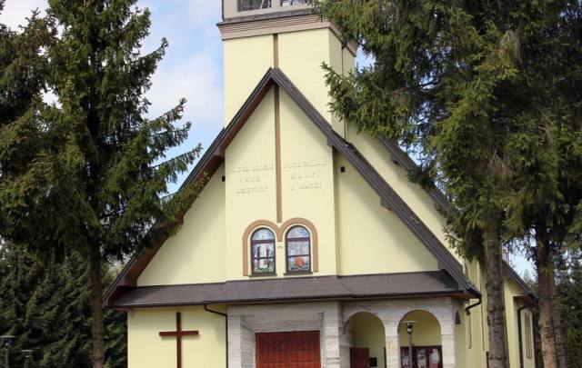 Kościół – Parafia Imienia Maryi, Jasienna