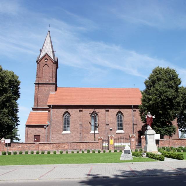 Kościół – Parafia Świętej Trójcy, Kłotno