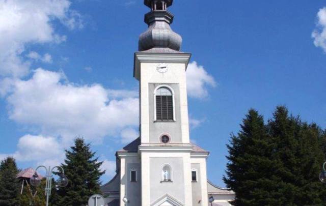 Kościół – Parafia Świętych Apostołów Piotra i Pawła, Stara Jastrząbka