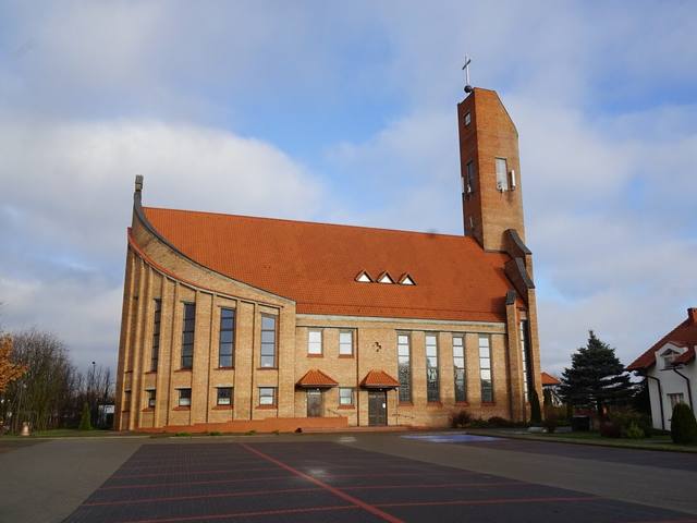 Kościół – Parafia Świętej Jadwigi, Chojnice