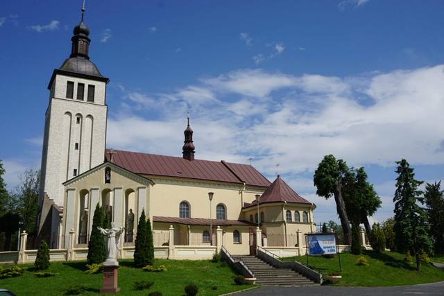 Kościół – Parafia Św. Michała Archanioła, Nockowa