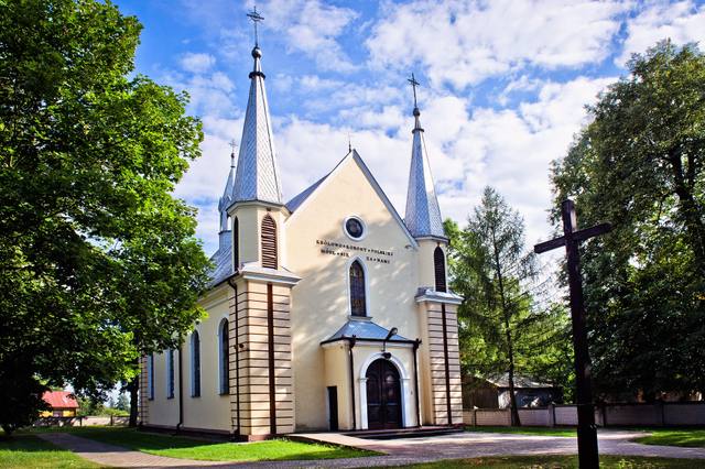 Kościół – Parafia Imienia NMP, Kolano