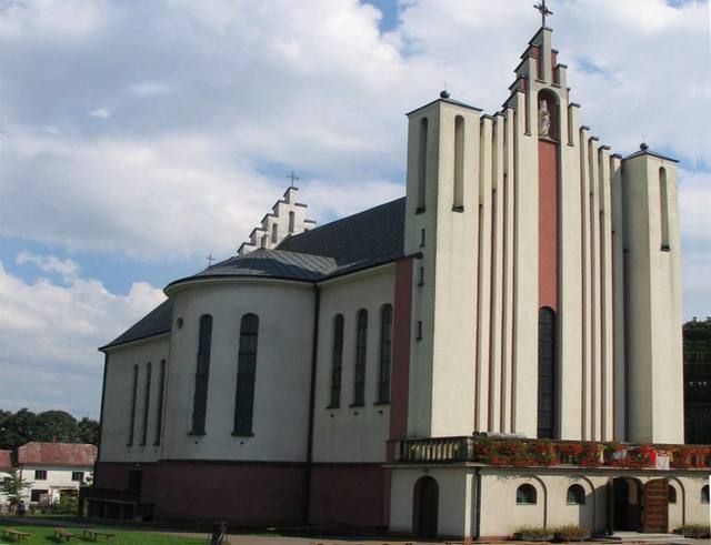 Kościół – Parafia Św. Bartłomieja Apostoła, Dębowiec