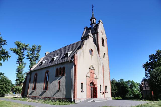 Kościół – Parafia NMP Królowej Polski, Świniary