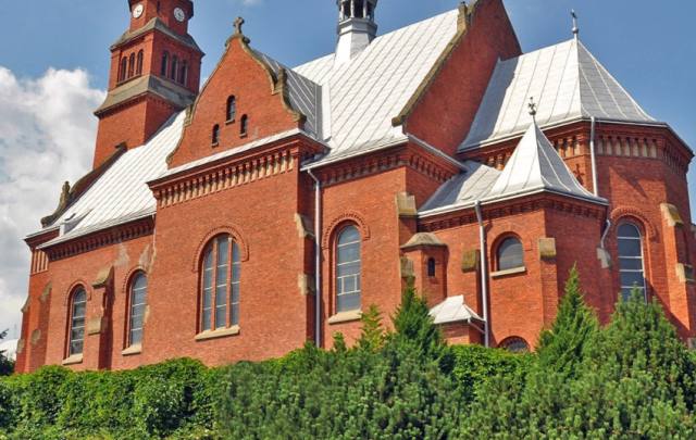 Kościół – Parafia Matki Bożej Szkaplerznej, Szerzyny
