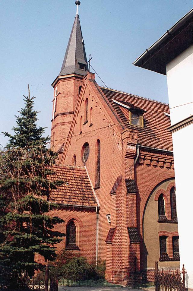 Kościół – Parafia Niepokalanego Poczęcia Najświętszej Maryi Panny, Malczyce