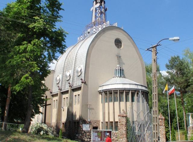Kościół – Parafia Świętej Rodziny, Michalczew