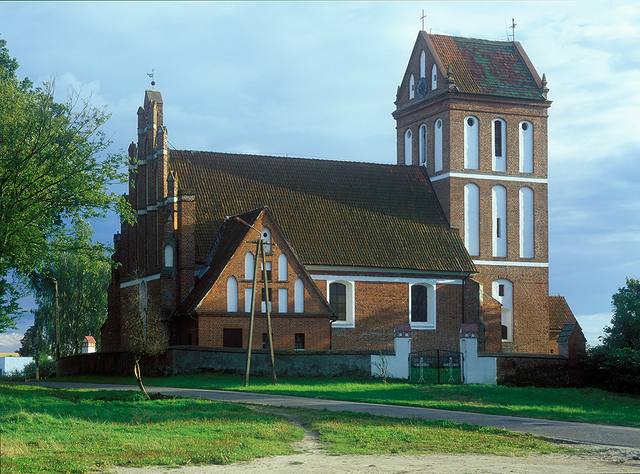 Kościół – Parafia Krzyża Świętego, Krekole