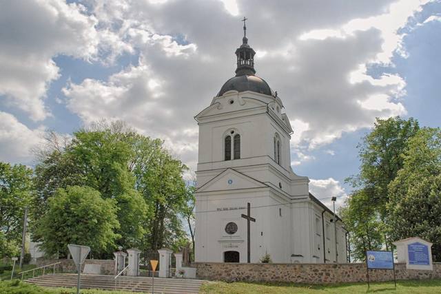 Kościół – Parafia Świętej Trójcy, Juchnowiec