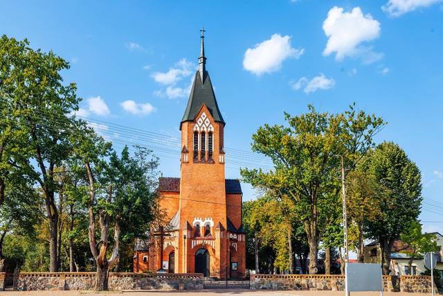 Kościół – Parafia Najświętszego Serca Jezusowego, Małkinia