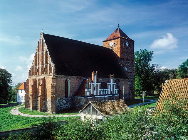 Kościół – Parafia Niepokalanego Serca Najświętszej Maryi Panny, Barciany