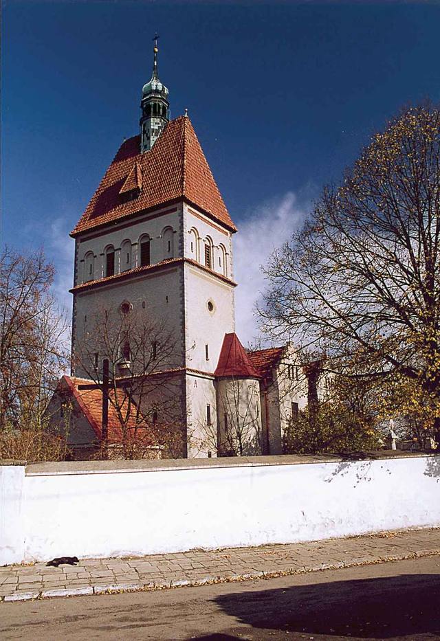 Kościół – Parafia Narodzenia Najświętszej Maryi Panny i św. Wolfganga, Borów