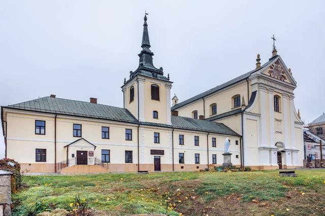 Kościół – Parafia Imienia NMP, Szczuczyn