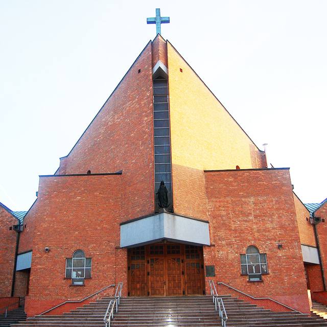 Kościół – Parafia Matki Bożej Różańcowej, Chrzanów