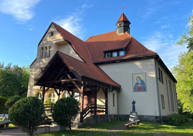 Kościół – Parafia Matki Bożej Miłosierdzia, Ruciane Nida