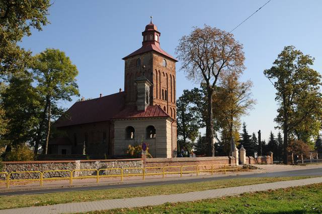 Kościół – Parafia Wniebowzięcia Najświętszej Marii Panny, Osiek