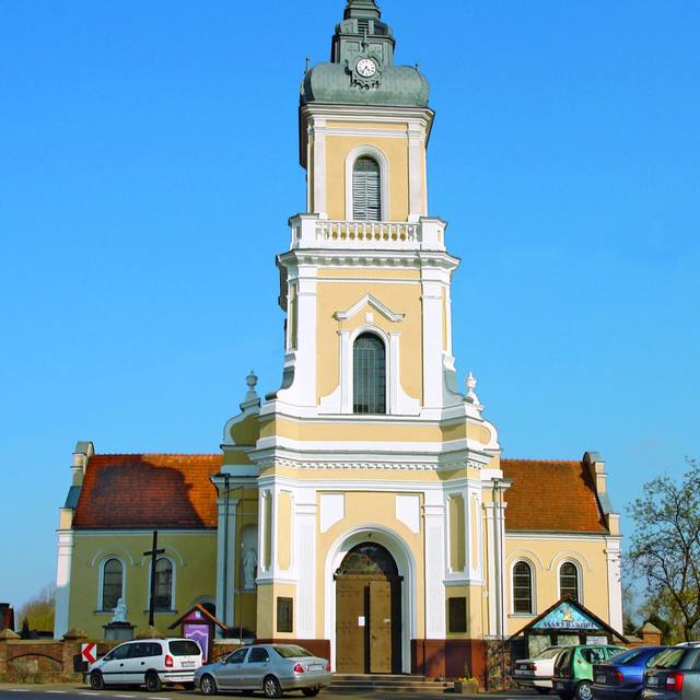 Kościół – Parafia Narodzenia Najświętszej Maryi Panny i Świętego Józefa, Skulsk