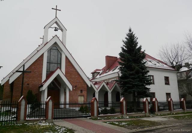 Kościół – Parafia NMP Matki Zbawiciela, Warszawa