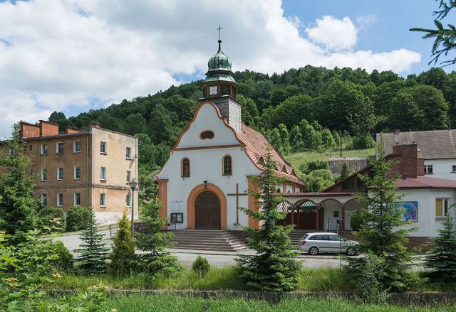 Kościół – Parafia Św. Piotra Kanizjusza, Włodowice