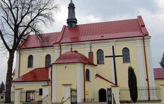 Kościół – Parafia Świętego Klemensa Papieża i Męczennika, Czermin