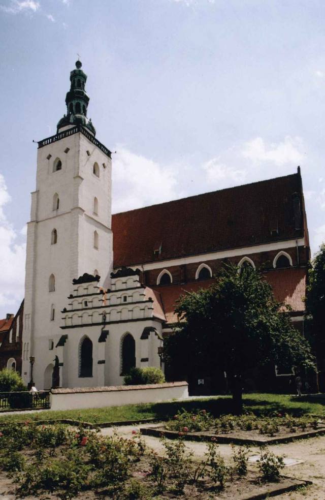 Kościół – Parafia Św. Jana Apostoła i Ewangelisty, Oleśnica