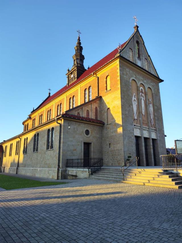 Kościół – Parafia Najświętszego Serca Pana Jezusa, Sułkowice