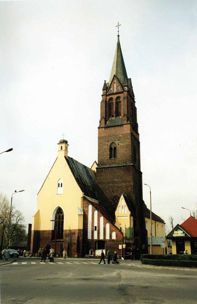 Kościół – Parafia Najświętszej Maryi Panny Matki Pocieszenia, Oława