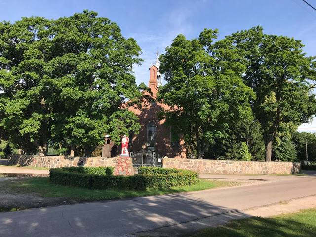 Kościół – Parafia Matki Bożej Szkaplerznej, Żmijewo