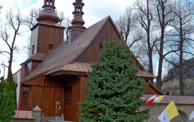 Kościół – Parafia Znalezienia Krzyża Świętego, Ochotnica Dolna