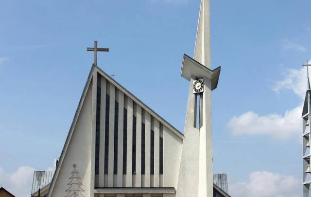 Kościół – Parafia Najświętszej Maryi Panny Królowej, Gromnik