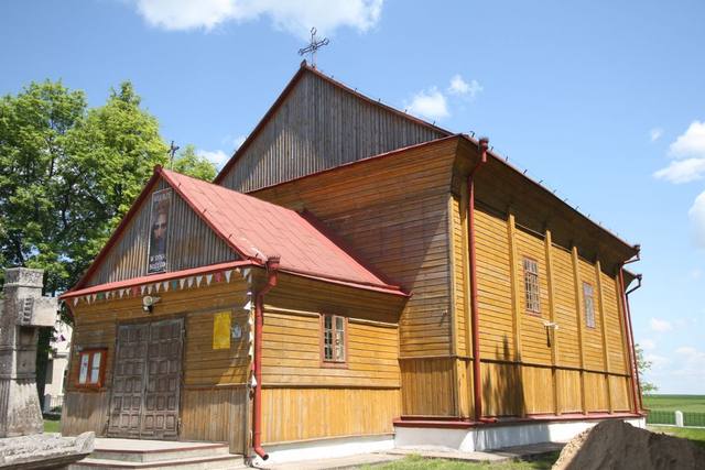 Kościół – Parafia Niepokalanego Poczęcia Najświętszej Maryi Panny, Dub