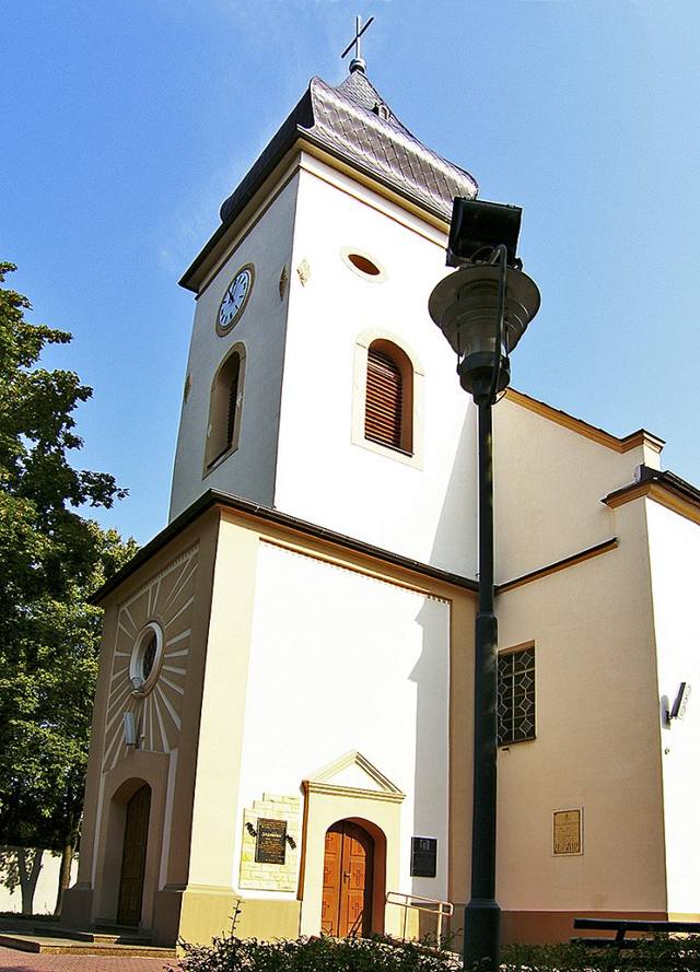 Kościół – Parafia Narodzenia Najświętszej Maryi Panny, Bełchatów