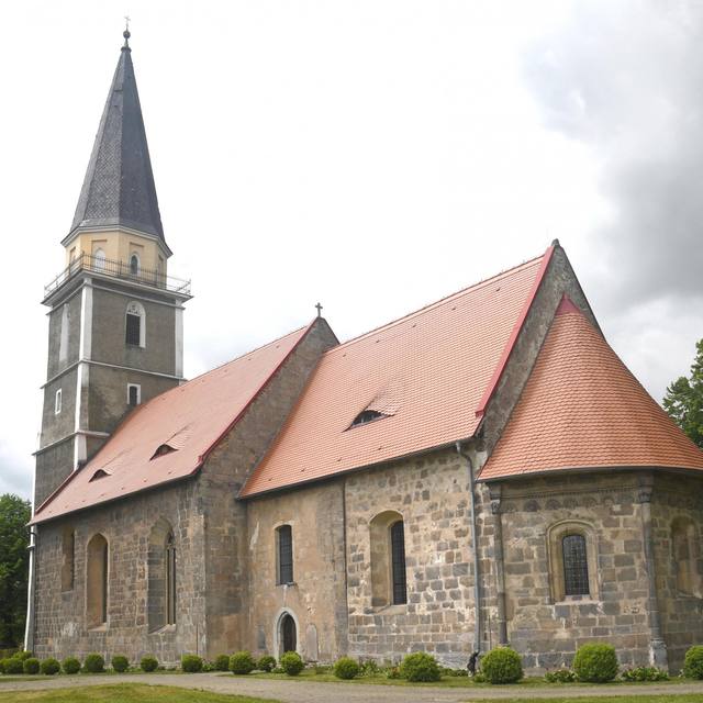 Kościół – Parafia Matki Bożej Częstochowskiej, Gościszów