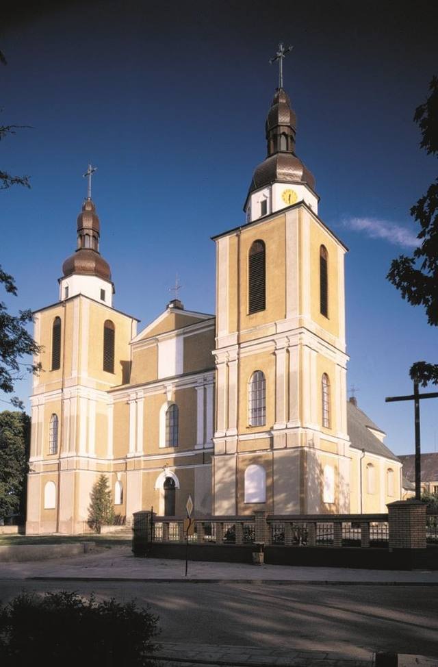 Kościół – Parafia Św. Antoniego Padewskiego, Stawiski
