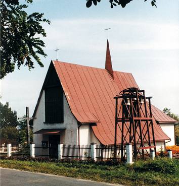 Kościół – Parafia Najświętszego Serca Pana Jezusa, Folusz