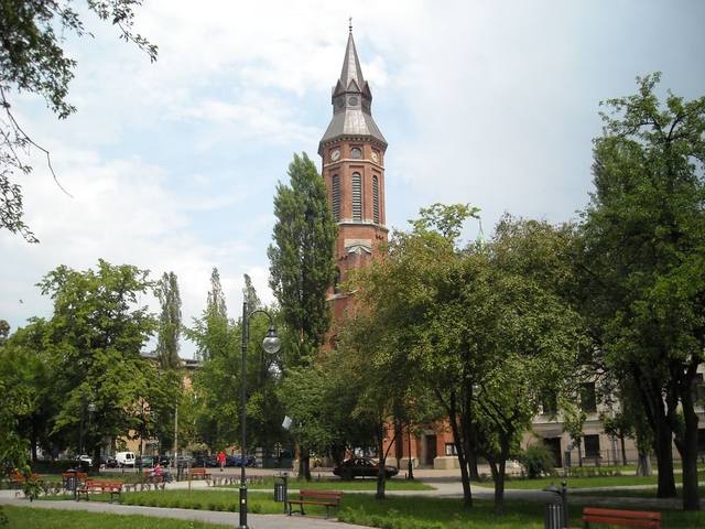 Kościół – Parafia Najświętszej Maryi Panny z Lourdes, Kraków