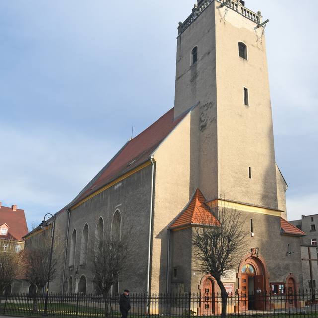 Kościół – Parafia Świętych Apostołów Piotra i Pawła, Kamienna Góra