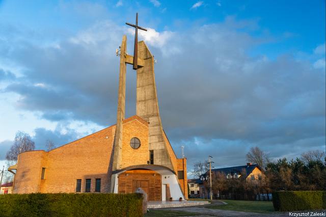 Kościół – Parafia Św. Faustyny, Rogozino