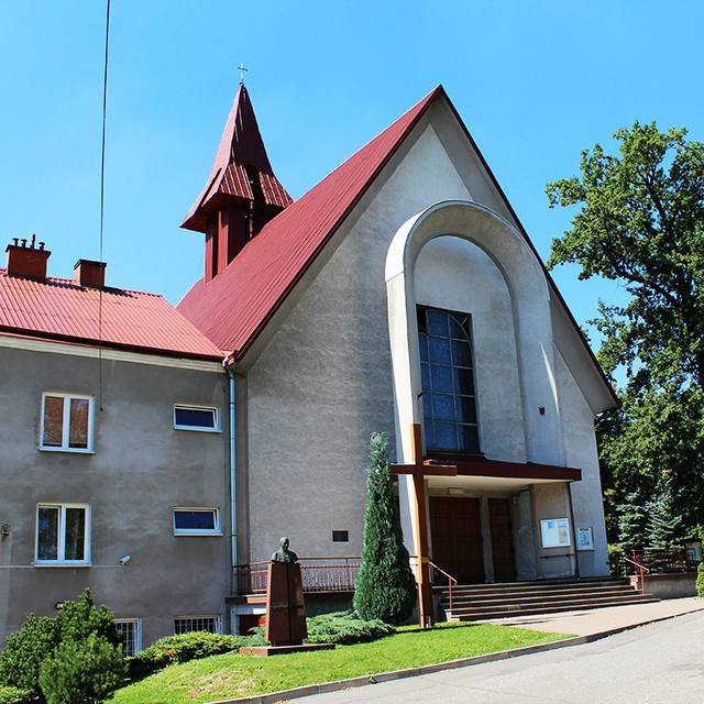 Kościół – Parafia Św. Michała Archanioła, Pawlikowice