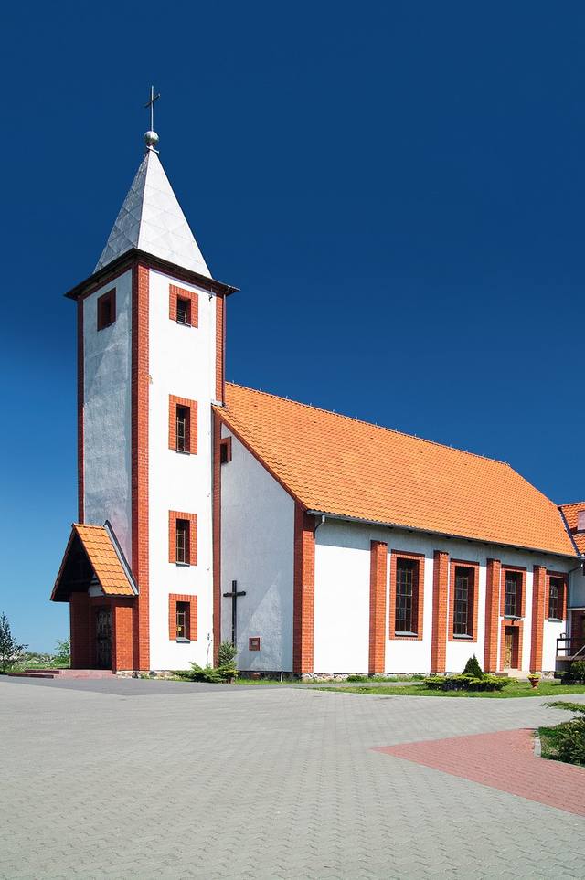 Kościół – Parafia Świętego Andrzeja Boboli, Smętowo Graniczne